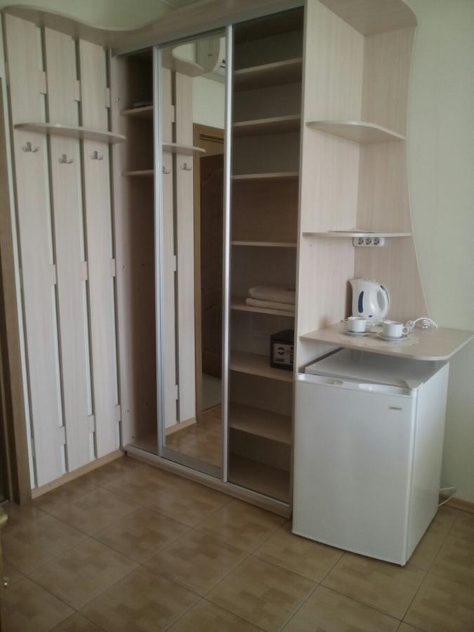 Hotel Aquarius Chornomorsk Buitenkant foto