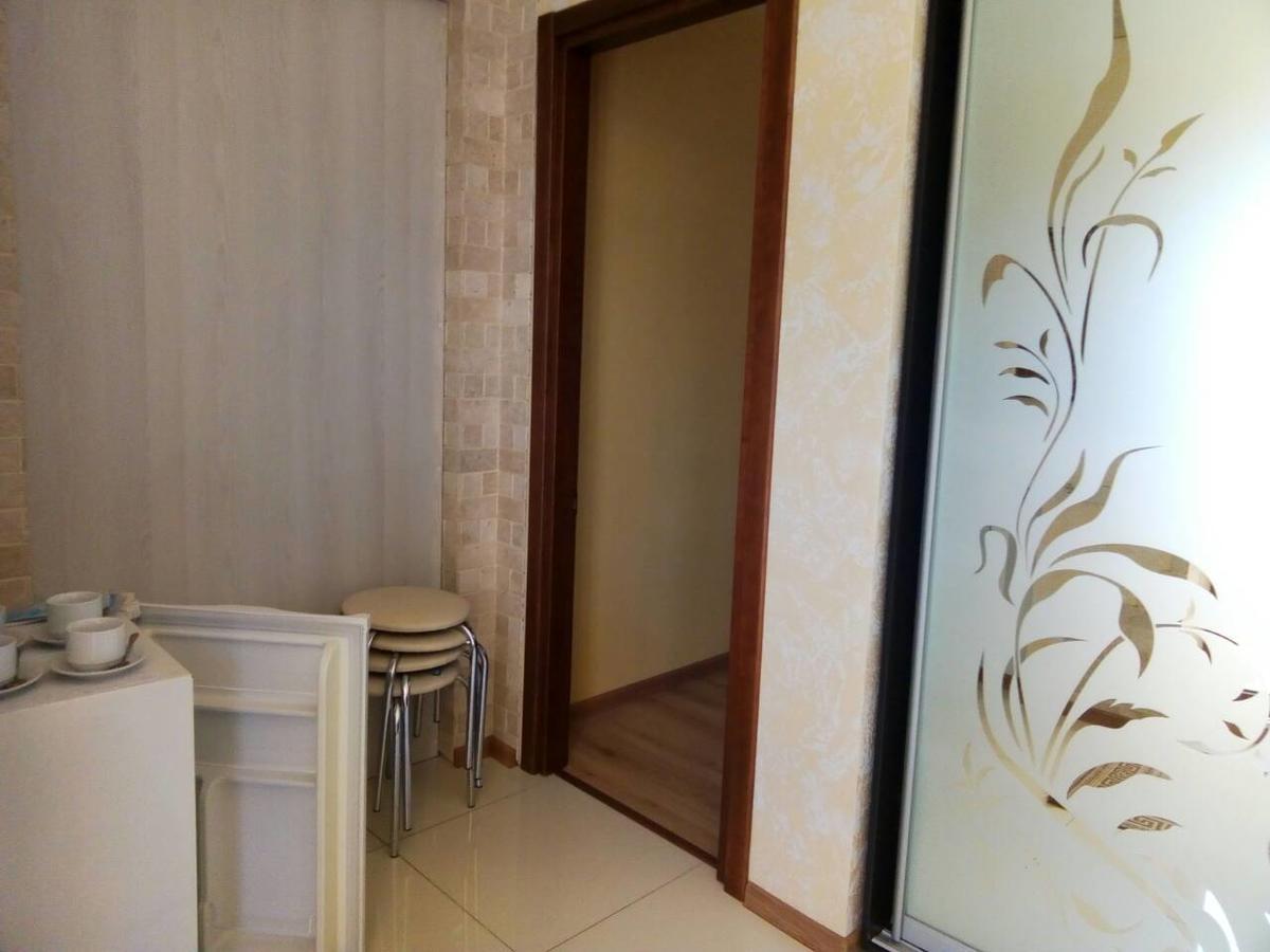 Hotel Aquarius Chornomorsk Buitenkant foto